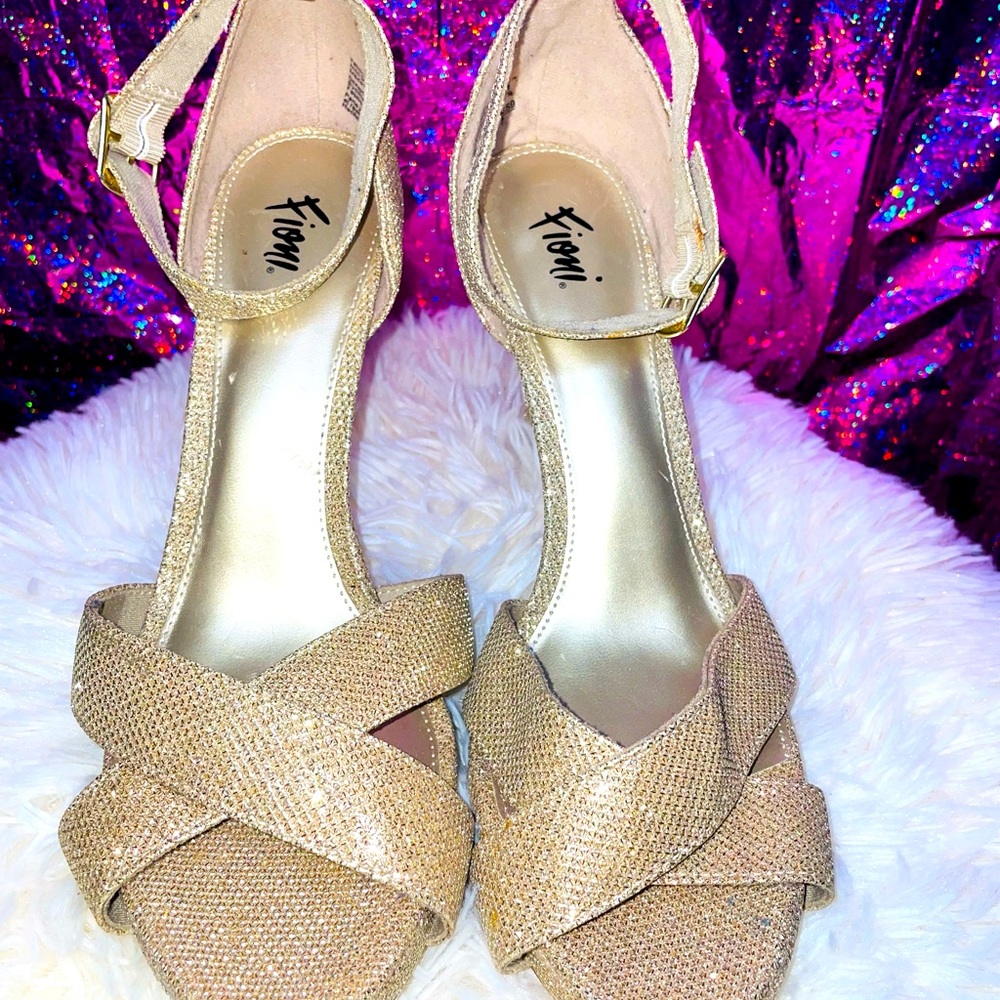 Fioni  Gold Glitter strap heel  size 9